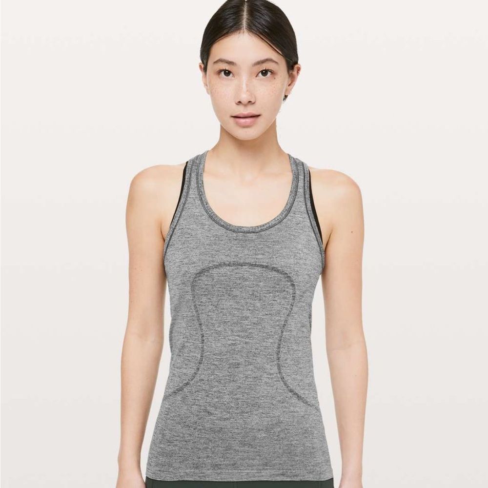 RARE EUC - Lululemon Swiftly Tech Racerback *Sparkle
Black / White / Silver Sz 6 - Picture 6 of 9